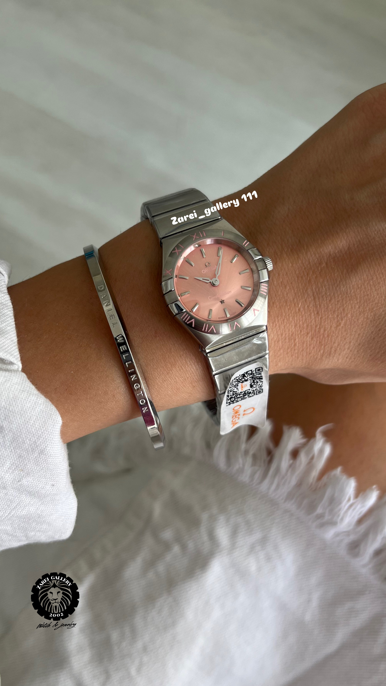 A6A0C910-0AEB-4BB8-8E24-78794E74500C