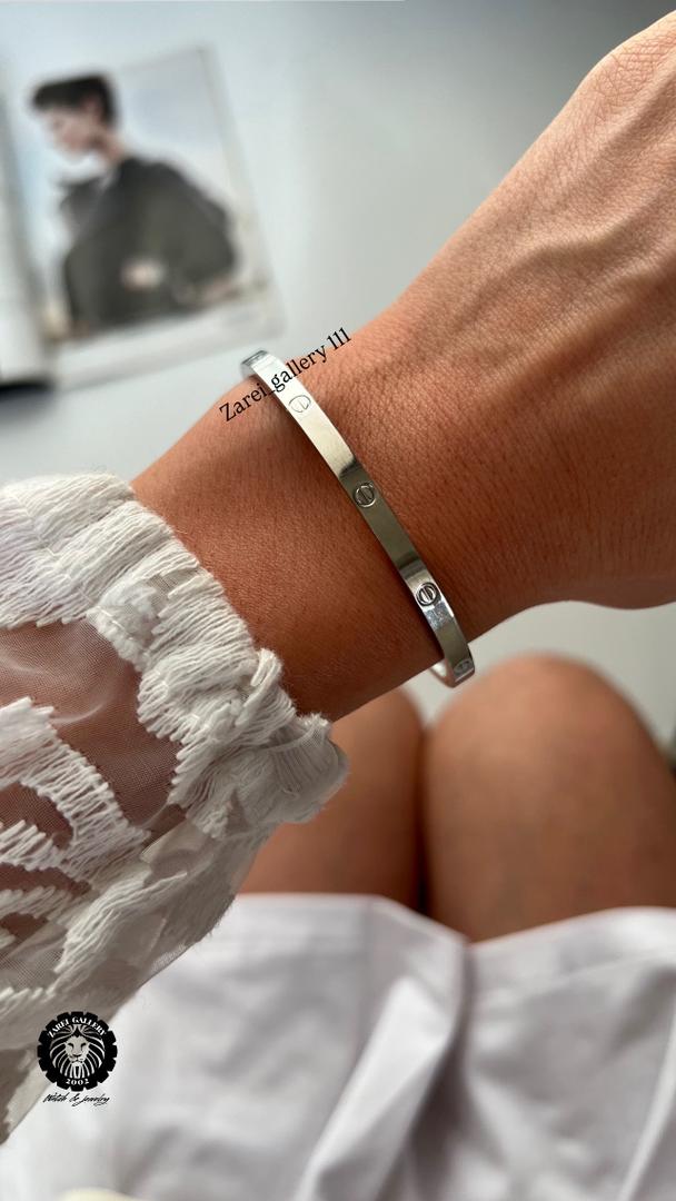 WhatsApp Image 2025-12-10 at 09.46.22